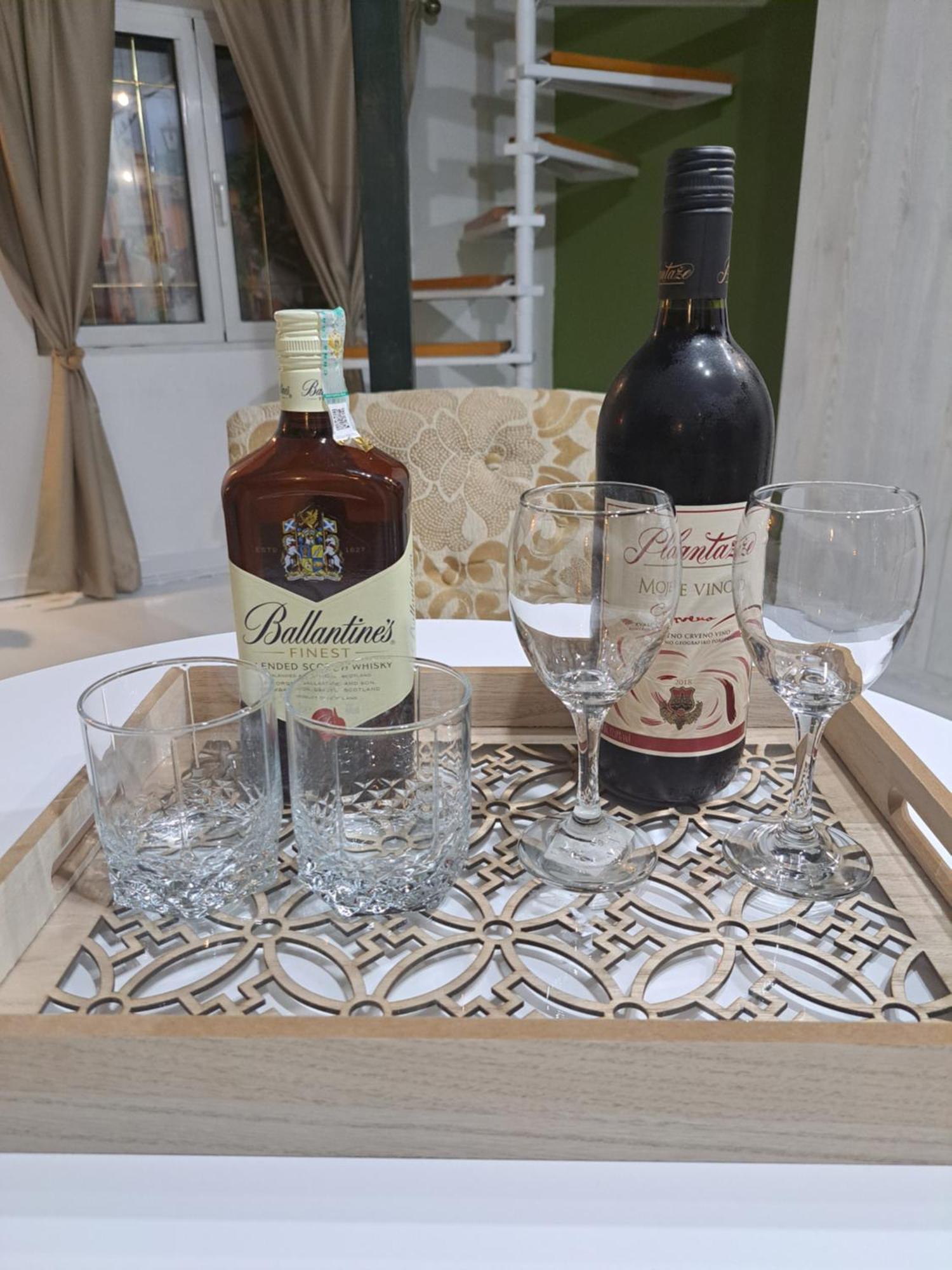 Gallery Apartment Podgorica Luaran gambar